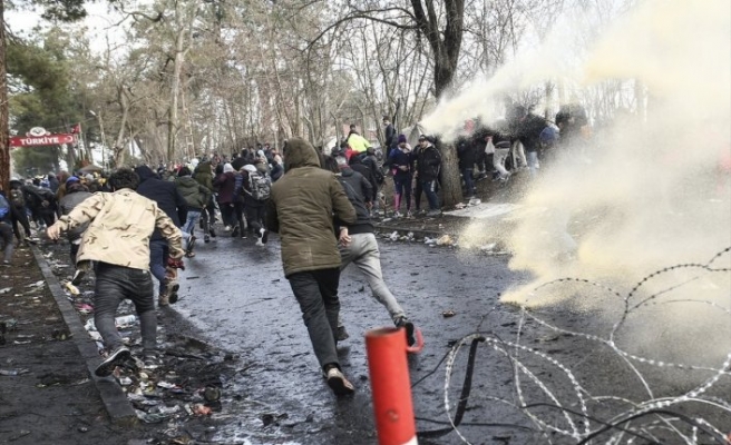 Yunan sınır polisi yine ateş etti
