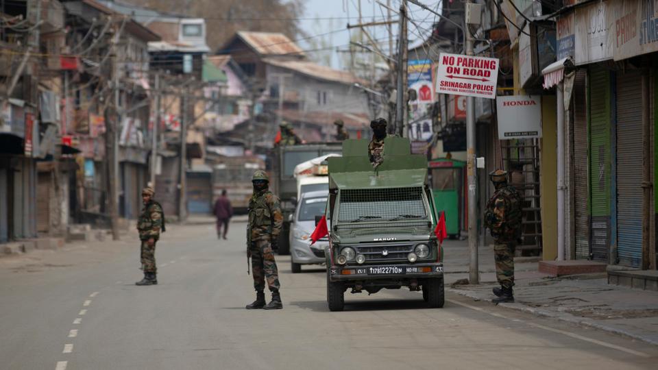 Cammu Keşmir'de güvenlik güçleri ve direnişçiler çatıştı: 8 ölü