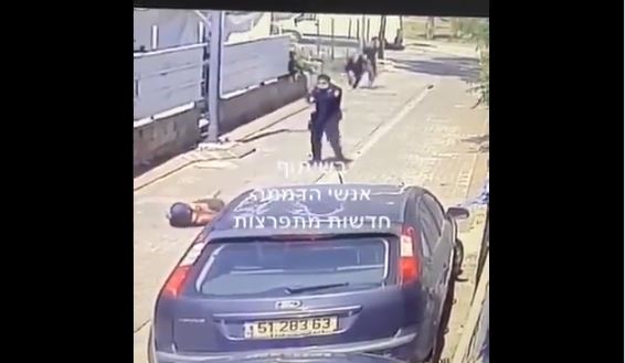 İsrail polisi Filistinli sanıp Yahudiyi öldürdü (Video - Haber)