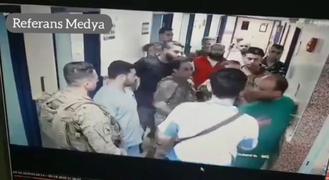 Asker hastane bastı acil doktorunu dövdü (Video-Haber)