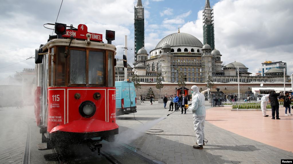 Türkiye Yeni Normalleşme Önlemlerini Başlatıyor