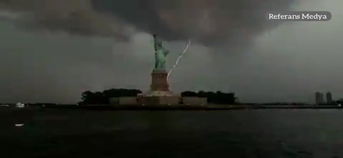 New York'taki Özgürlük Heykeli’ne yıldırım düştü (video haber)