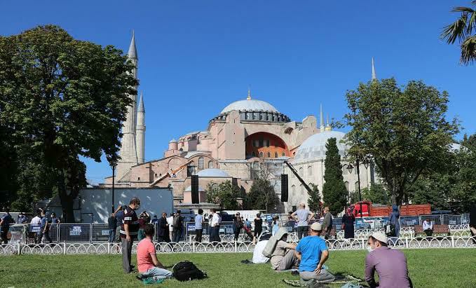 Ayasofya'da 86 yıl sonra ilk namaz