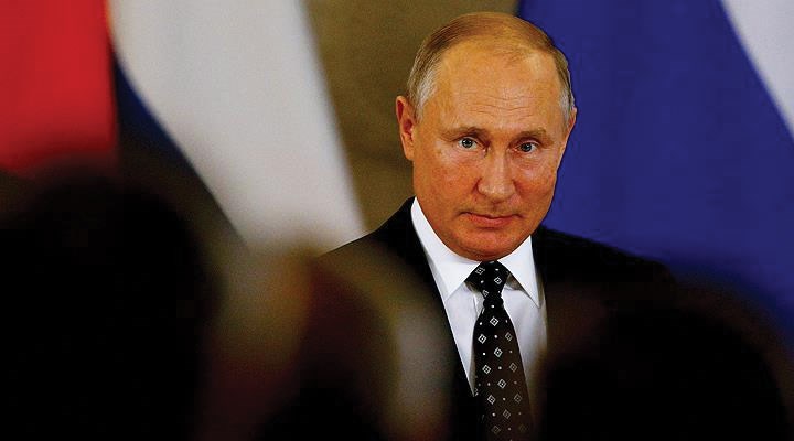 Putin, “Deniz güçlerimizin benzeri olmayan hipersonik silahları olacak.”