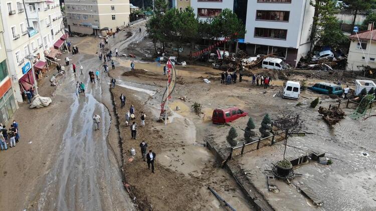 İçişleri Bakanı Süleyman Soylu: "Bir jandarmamızın daha naaşına ulaşıldı."