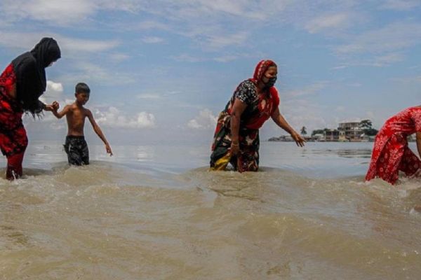 Bangladeş'te sel felaketi: 251 kişi öldü