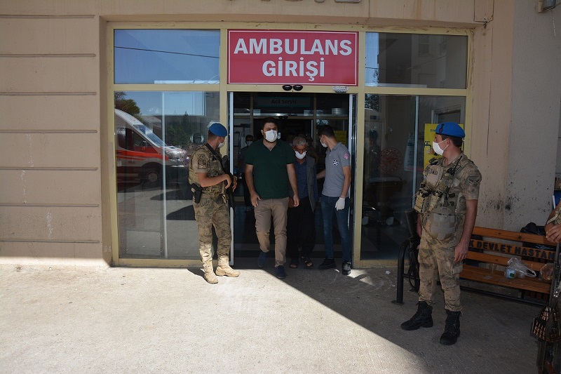 Şarz cihazı yüzünden abisini öldürdü