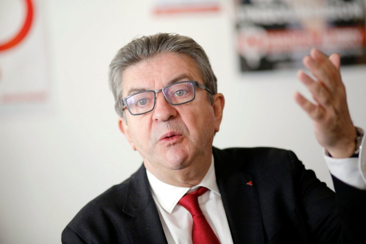 Fransa’da muhalefet lideri Melenchon: Macron kontrolünü kaybetti