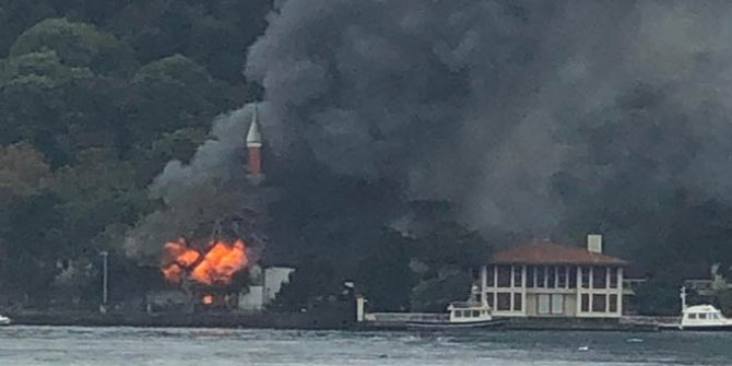 Tarihi Vaniköy Camii'nin yanma nedeni belli oldu