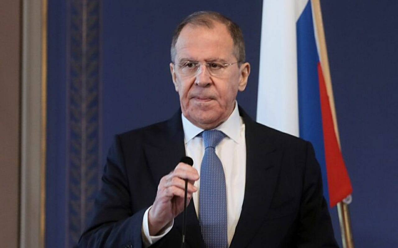 Rusya Dışişleri Bakanı Lavrov'dan Bakü'de Türkiye mesajı