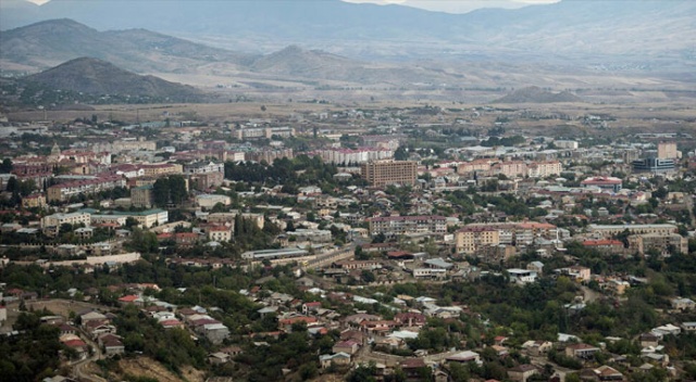 Ermeniler Karabağ’a silah ve cephane taşıyor.