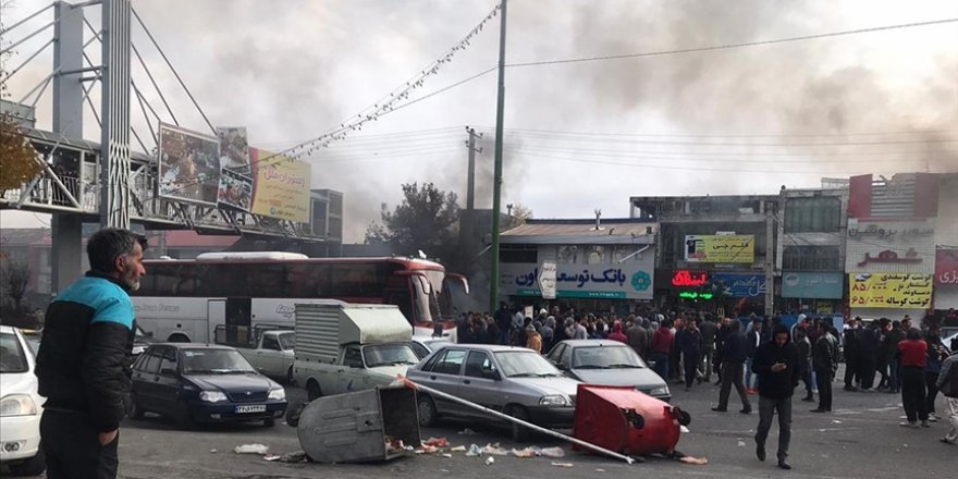 İran'da emeklilerin isyanı: Emekliler birçok kentte gösteri düzenledi