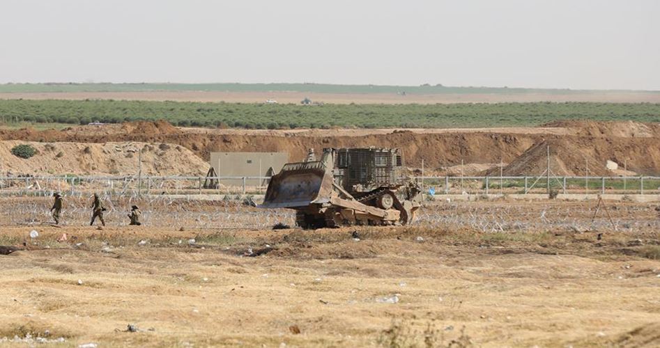 İsrail buldozerleri Gazze Şeridi sınırlarını ihlal etmeye devam ediyor