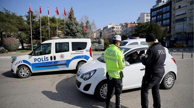 İçişleri Bakanlığı: Sokağa çıkma kısıtlamasında 24 bin kişiye işlem yapıldı