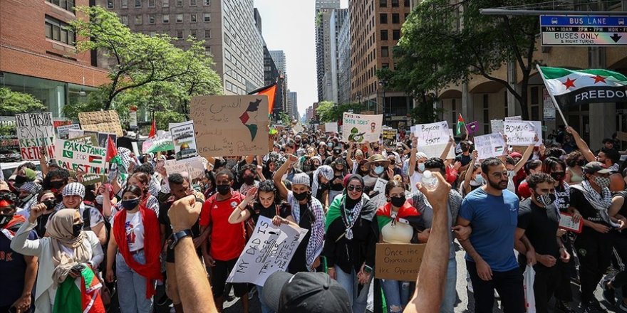 New York'taki İsrail Başkonsolosluğu önünde Filistin'e destek