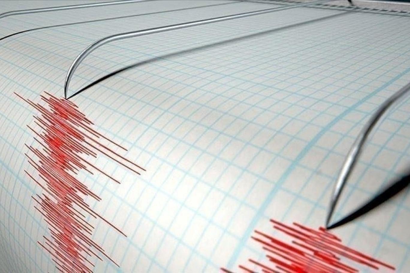 Çin'de 7,3 büyüklüğünde deprem