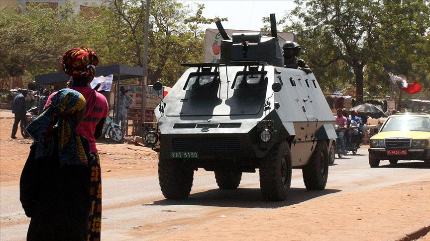 Mali’de darbe: Devlet Başkanı, Başbakan ve Savunma Bakanı tutuklandı