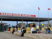 Habur Sınır Kapısı, giriş ve çıkışlara kapatıldı