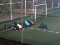 Maça ara verip namaz kıldılar (Video Haber)