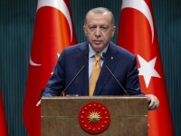 Erdoğan: Macron 'sömürge valisi' gibi konuşmayı bırakmalı